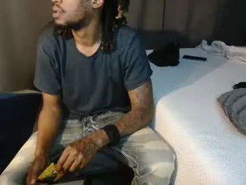 ShannonShanny – webcam model profile photo Image 2