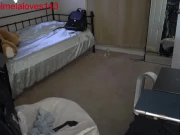 miamellycious – webcam model profile photo Image 11