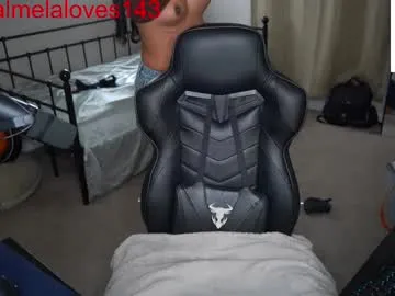 miamellycious – webcam model profile photo Image 16