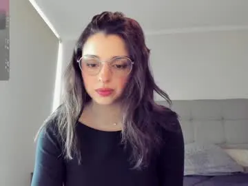 Rinamay_ – webcam model profile photo Image 16