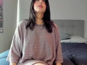 Rinamay_ – webcam model profile photo Image 9