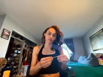 babyaylin – webcam model profile photo Image 15