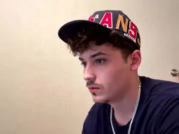 seraphine23 – webcam model profile photo Image 5