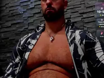 GennaJames – webcam model profile photo Image 13