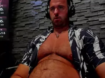 GennaJames – webcam model profile photo Image 8