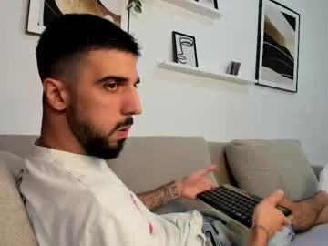 Simone_Miller – webcam model profile photo Image 2