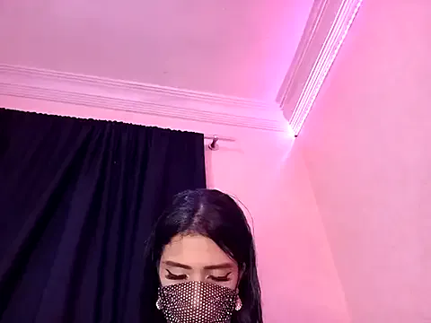 MissLMrJ – webcam model profile photo Image 9