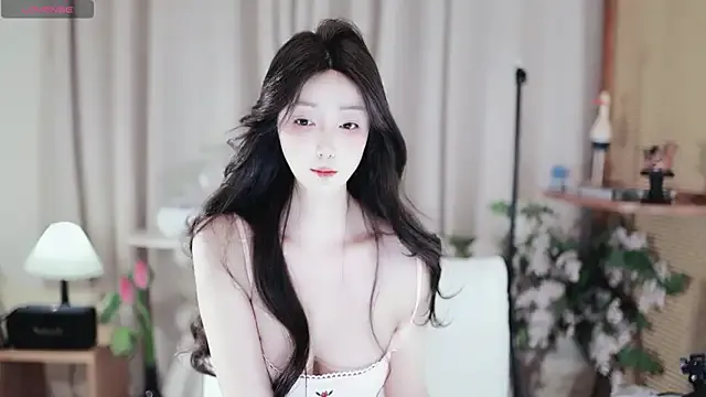 baeasian – webcam model profile photo Image 4