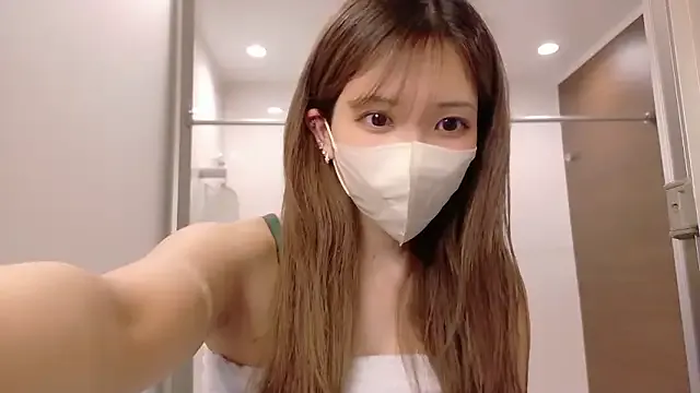 PorcelainDoll1 – webcam model profile photo Image 5