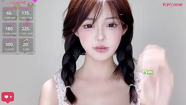 Alirawrz – webcam model profile photo Image 2