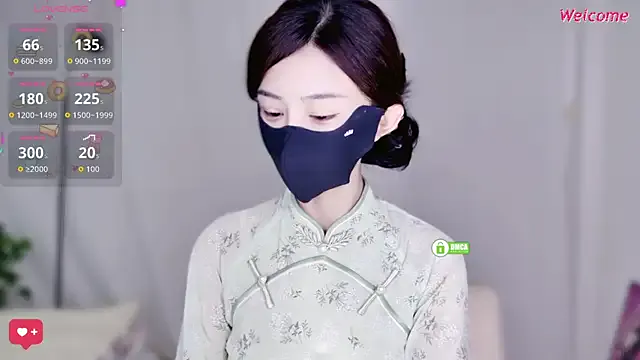 Alirawrz – webcam model profile photo Image 9