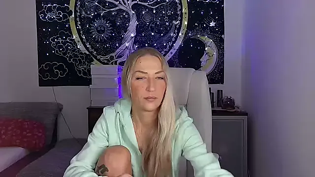 Ariana__ – webcam model profile photo Image 19