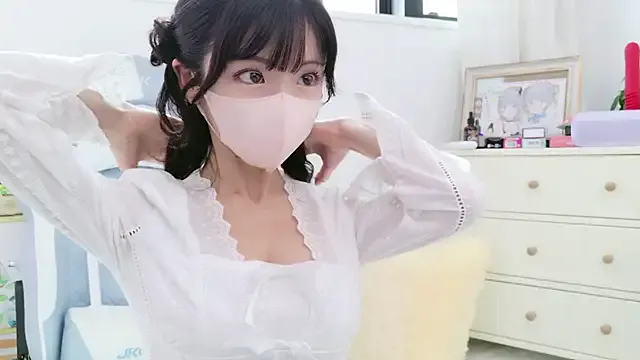 charlotte_stevenss_ – webcam model profile photo Image 17