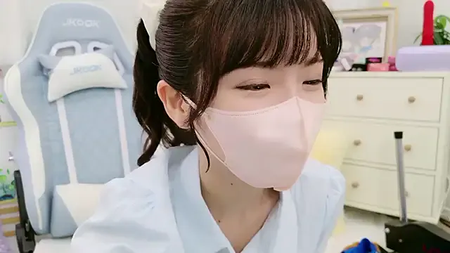 charlotte_stevenss_ – webcam model profile photo Image 18