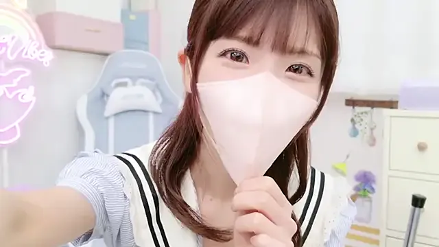 charlotte_stevenss_ – webcam model profile photo Image 2