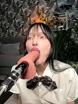 SonY_CaM – webcam model profile photo Image 5