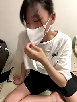 FariBanxOfficial – webcam model profile photo Image 2