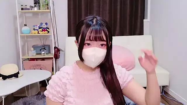 Lovebirdss – webcam model profile photo Image 4