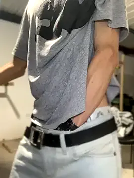 JayJayPink – webcam model profile photo Image 3