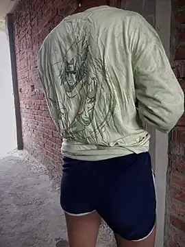 sareandrob – webcam model profile photo Image 5