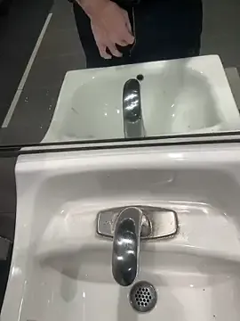 mon1_day – webcam model profile photo Image 10