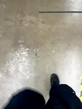 mon1_day – webcam model profile photo Image 3