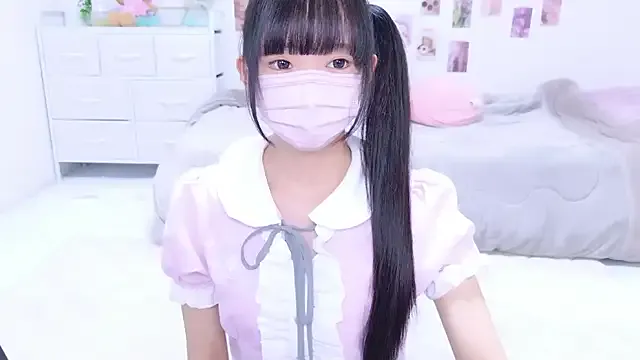 ssaimi – webcam model profile photo Image 15