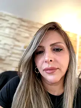 milla_bella – webcam model profile photo Image 7