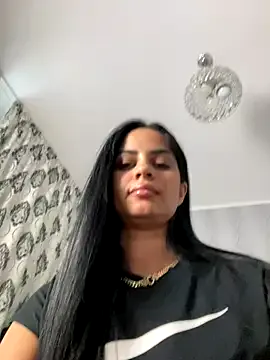 YE_Zi_ – webcam model profile photo Image 16