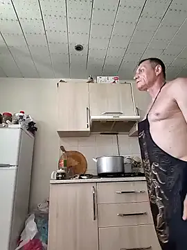 May-Squirt – webcam model profile photo Image 11