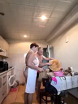 May-Squirt – webcam model profile photo Image 7