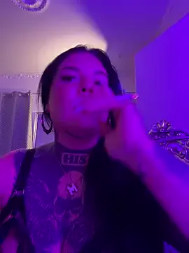 manussa69 – webcam model profile photo Image 11