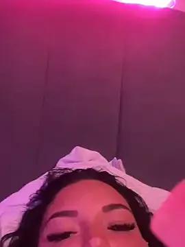 manussa69 – webcam model profile photo Image 13