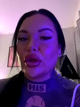 manussa69 – webcam model profile photo Image 3