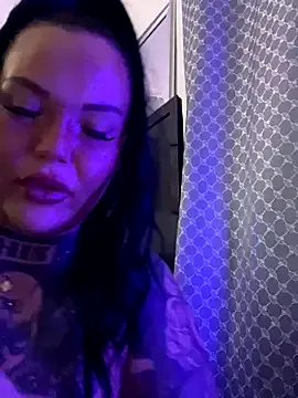 manussa69 – webcam model profile photo Image 5