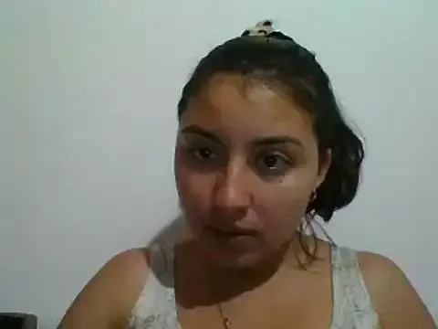 AngelinaTeller – webcam model profile photo Image 3