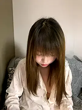 slola_li – webcam model profile photo Image 6