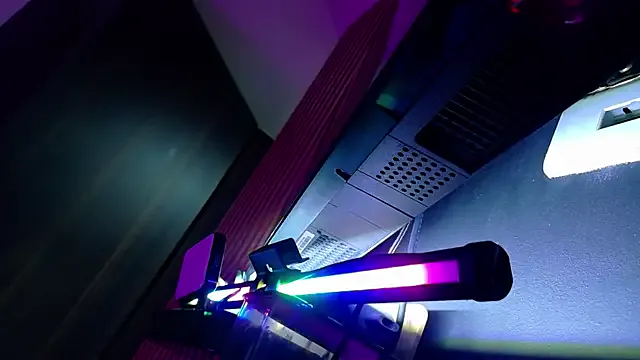 RollDolls – webcam model profile photo Image 2