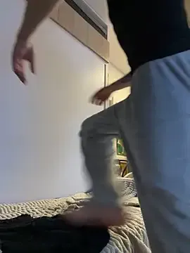 crazy_gerls – webcam model profile photo Image 14