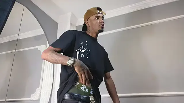 Scripted_Dreams – webcam model profile photo Image 4