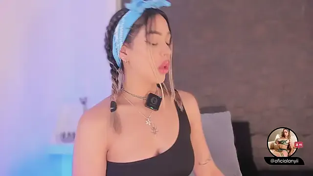 Aurora_-77 – webcam model profile photo Image 7