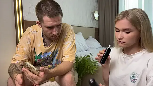 PumaShyXD – webcam model profile photo Image 3