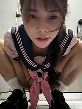 LunaRase – webcam model profile photo Image 17