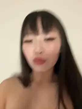 EmiliaCouple – webcam model profile photo Image 5