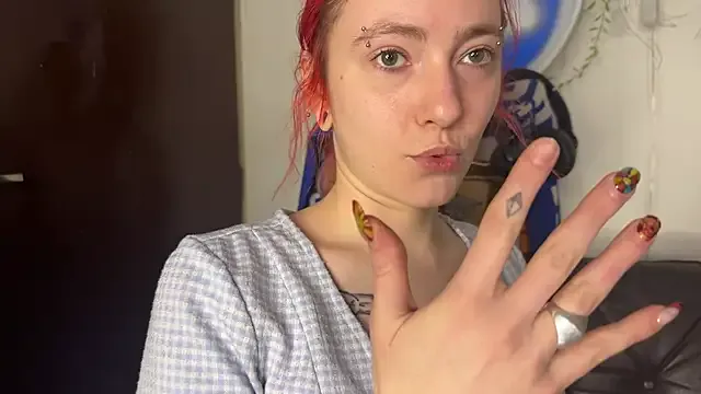 Adelina0001 – webcam model profile photo Image 3