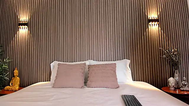 May-Squirt – webcam model profile photo Image 12