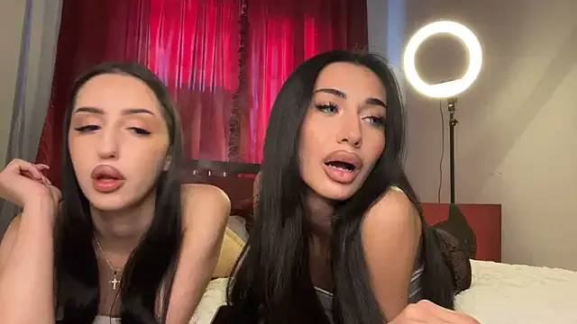 ava_delightt – webcam model profile photo Image 4