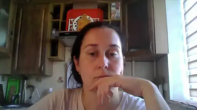 ReiningAffaire – webcam model profile photo Image 11