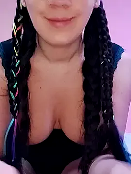 Simone_Miller – webcam model profile photo Image 4