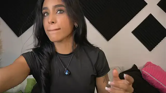 Hotbhabi305 – webcam model profile photo Image 17